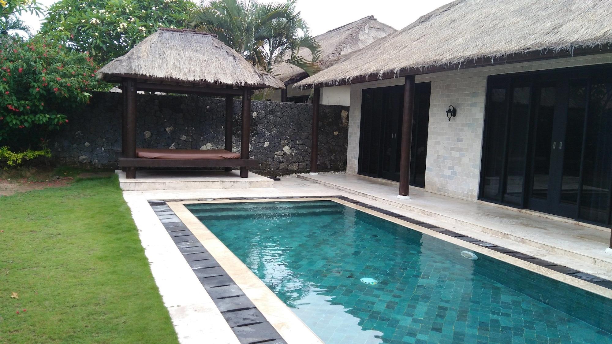 Royal Pool Villa Bali Nusa Dua  Exterior photo